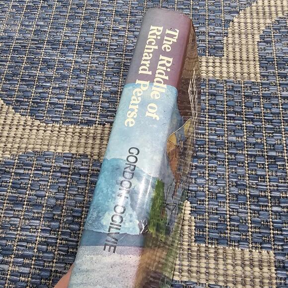 The Riddle of Richard Pearse by Ogilvie, Gordon 1973 1st Edition - Picture 2 of 7